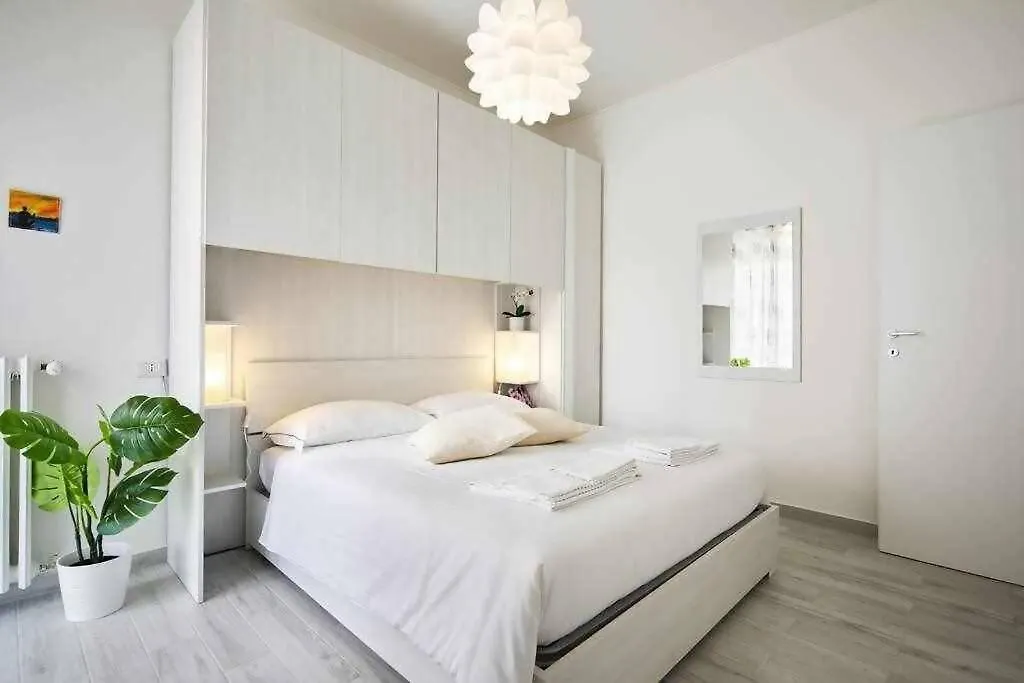 Sunny San Siro Stadio Apartment Milano Italia